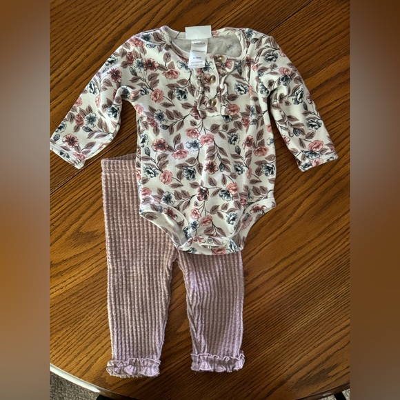 Nicole by Nicole Miller Other - Nicole Miller outfit, only washed never worn 6/9 months